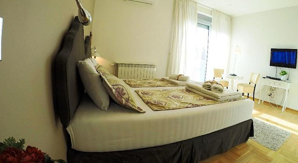 Belle Apartments - Luxury Apartments เบลเกรด ภายนอก รูปภาพ